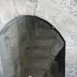 درج الصعود للبيت