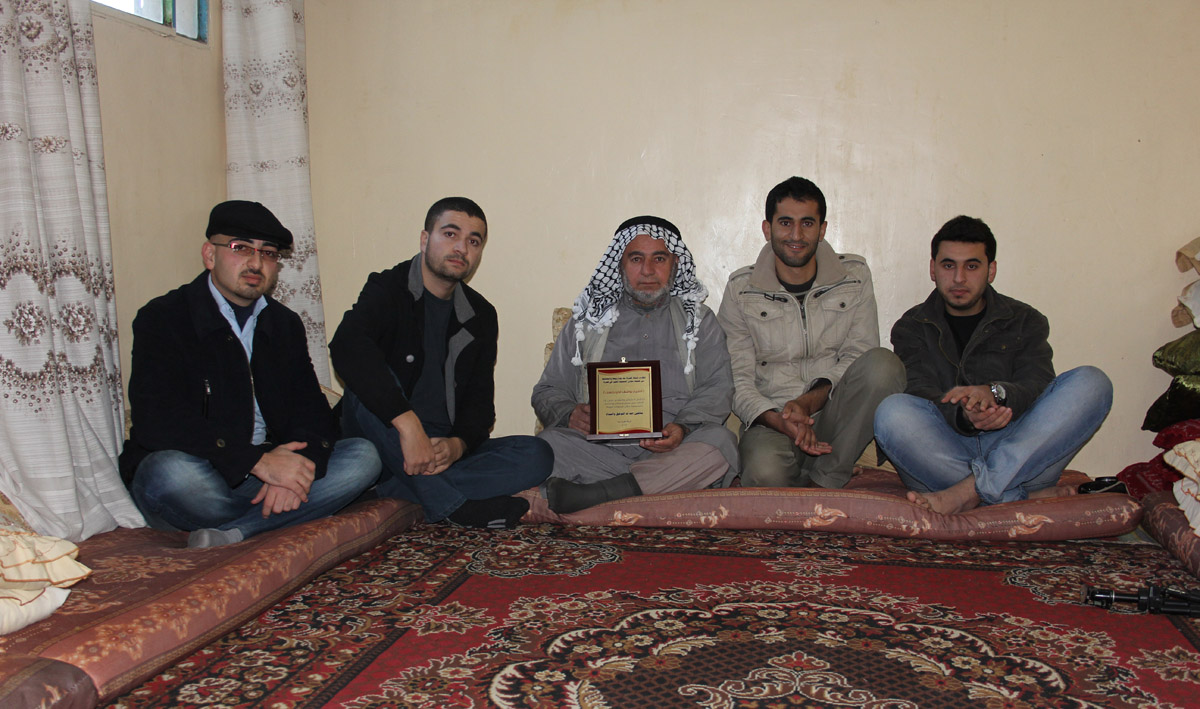 فيديو || لقاء مع الشيخ يوسف (أبو سامي) مؤذن المسجد الكبير