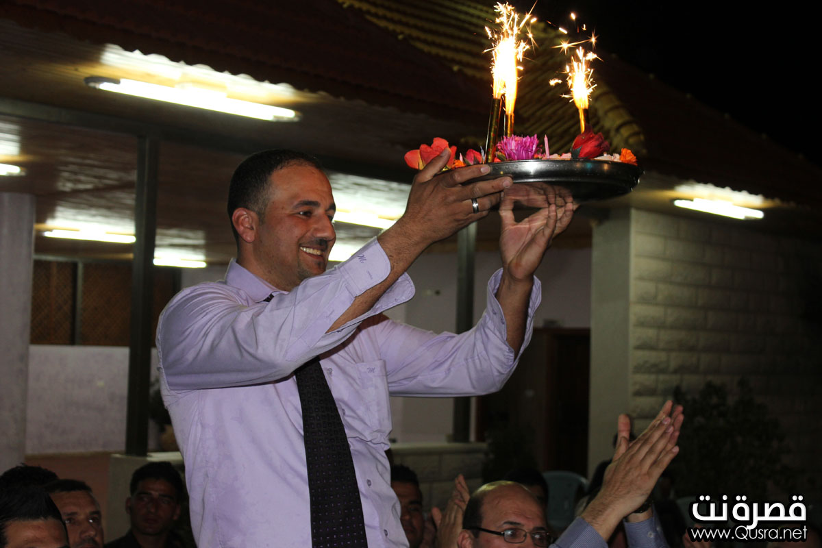 تهنئة للشاب حازم غازي محمد حسن بمناسبة الزفاف