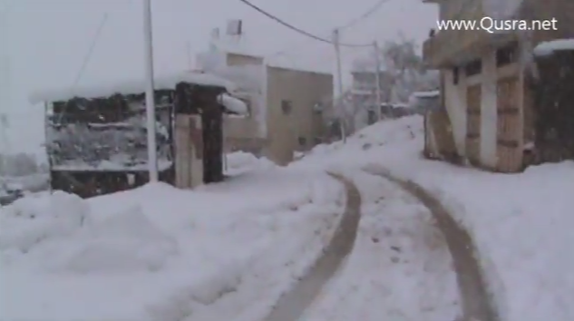 تساقط الثلوج على قرية قصرة 2013