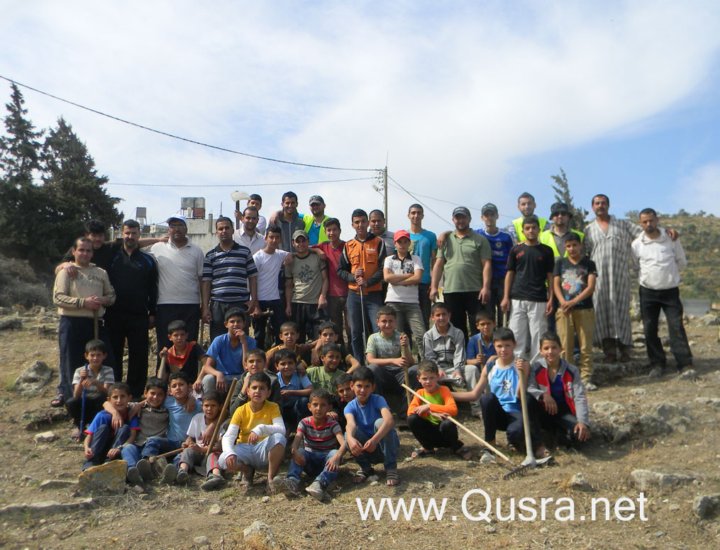 صور || “الخير فينا 3 ” تنهي فعالية تنظيف المقبرة في جزئها الثالث