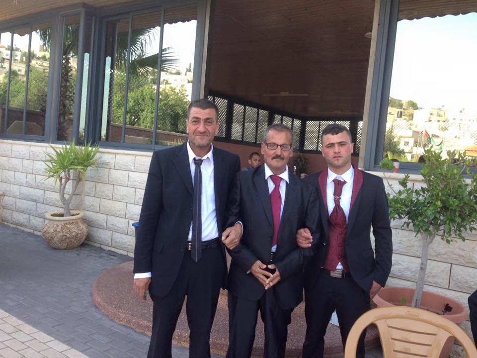 تهنئة للشاب ثابت زياد عوض الله عودة بمناسبة الزفاف